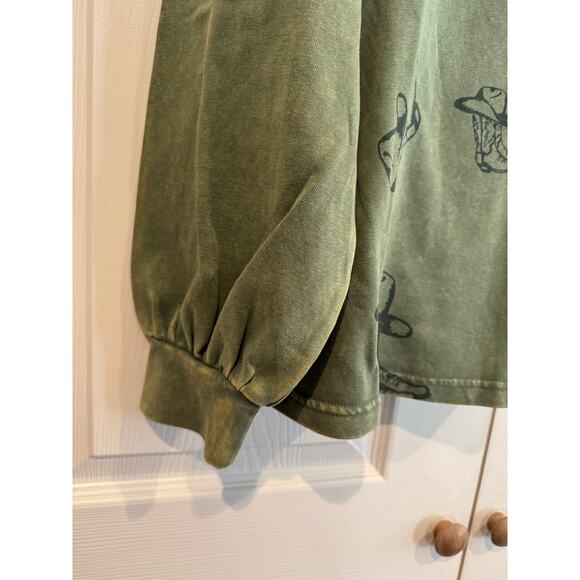 NEW Easel Western Cowboy Western Boho Boot Hat Print Green Sweater - Picture 4 of 7